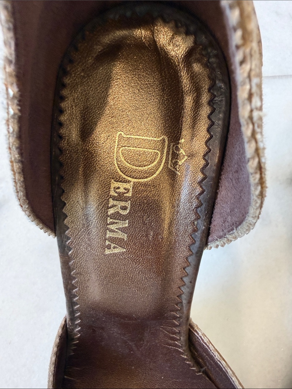 Women’s Metallic Brown Pointed-Toe Pumps - Picture 2 of 8
